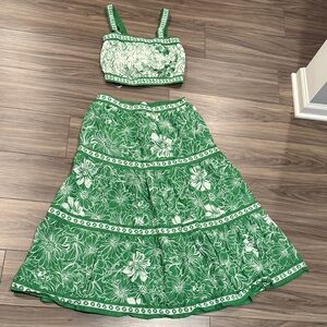 T.J.Maxx Green and White Floral Tiered Maxi Skirt Set